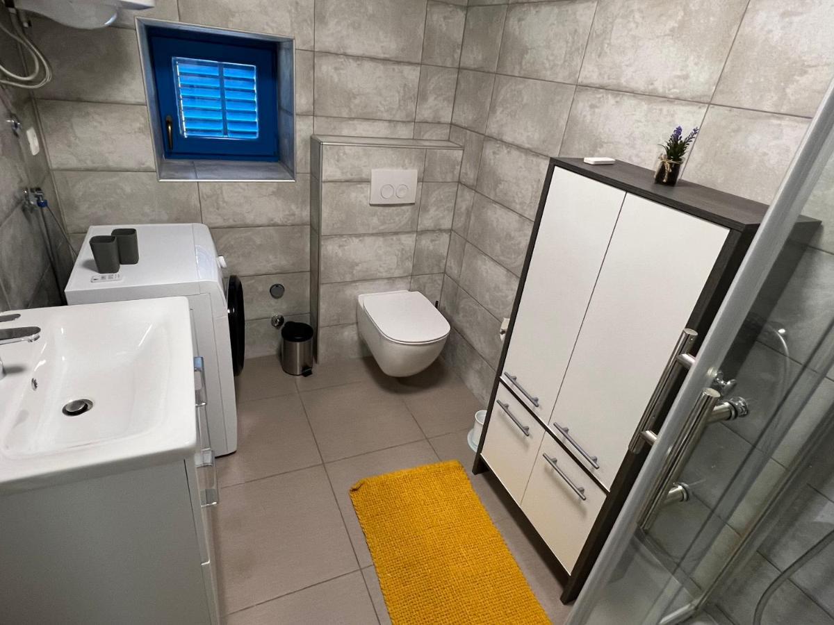 Doneto, Apartment In Private House Риека Экстерьер фото