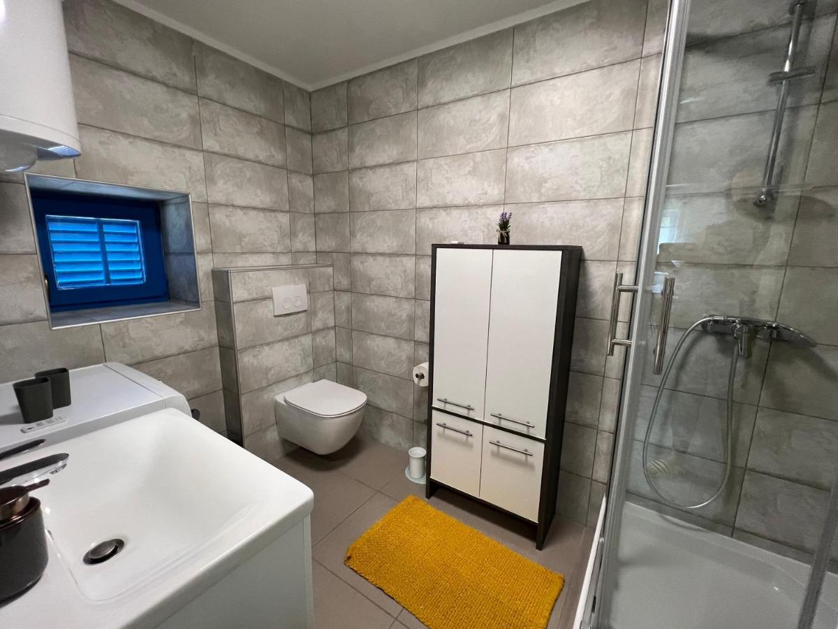 Doneto, Apartment In Private House Риека Экстерьер фото